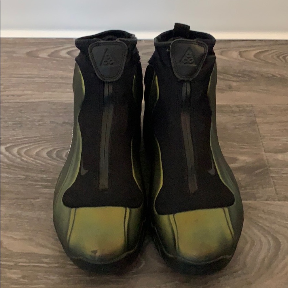 Nike I-95 Posite Max “Metallic Gold” 2012 Release